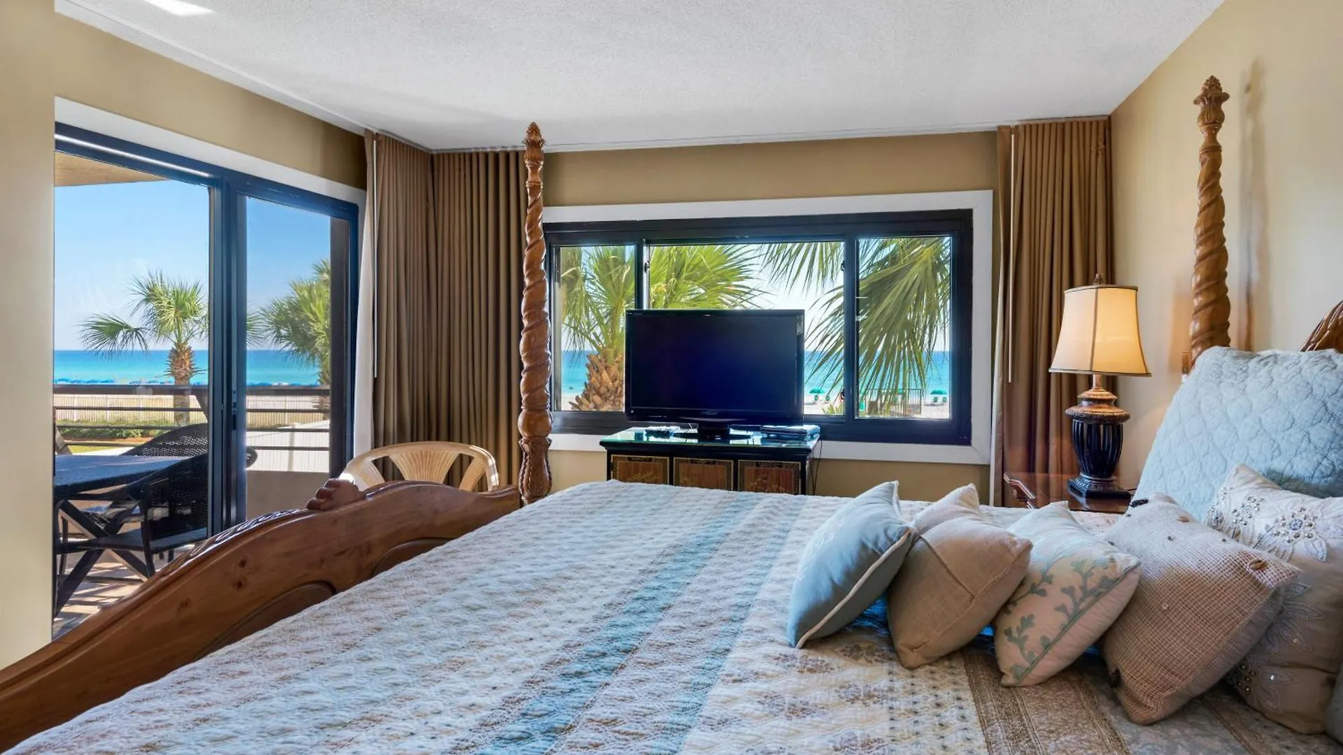 Emerald Towers Destin 0*,  United States